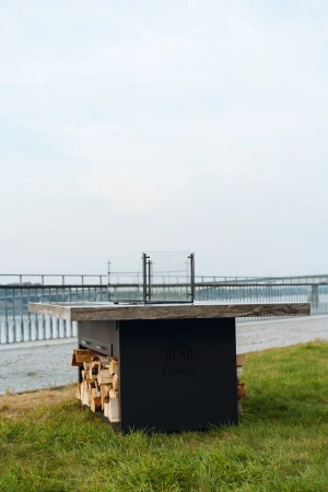 Гриль стол Монблан амбарный дуб 1460x760 мм